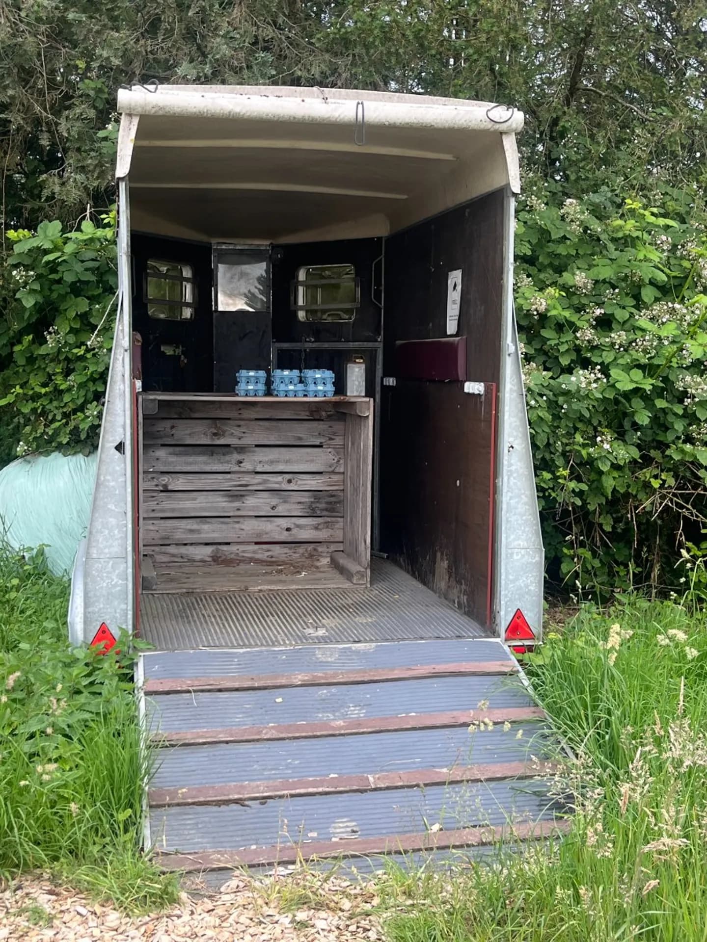 Famill Thill Egg shop